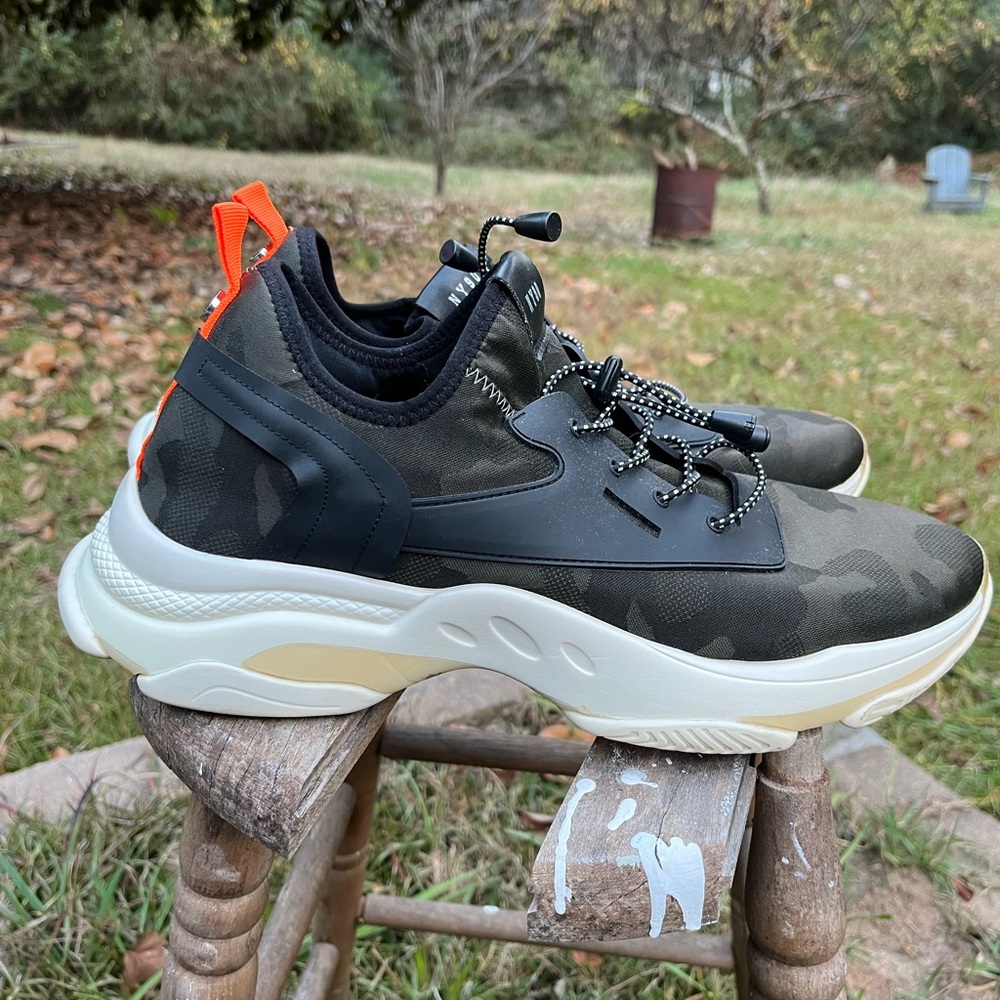 Steve Madden Black and Green Chunky Sneakers
